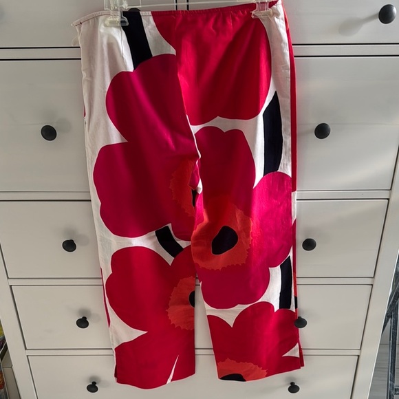 Marimekko Red and White Poppy Wide Length Cropped Summer Pants Size 10/EU 38 - Picture 5 of 8
